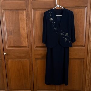 Karin Stevens petite Classic Blue Ensemble